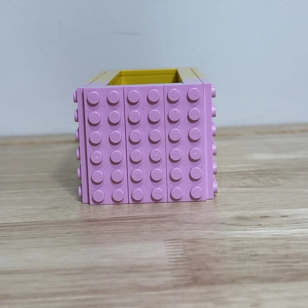 LEGO 40561 Dots Pencil Holder Put Together As-is Incomplete